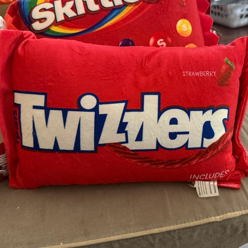 *Missing one red twist Red Plush Toy